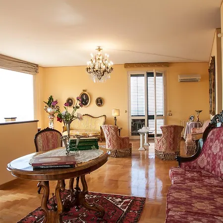Il Pino E La Rosa * Cefalù